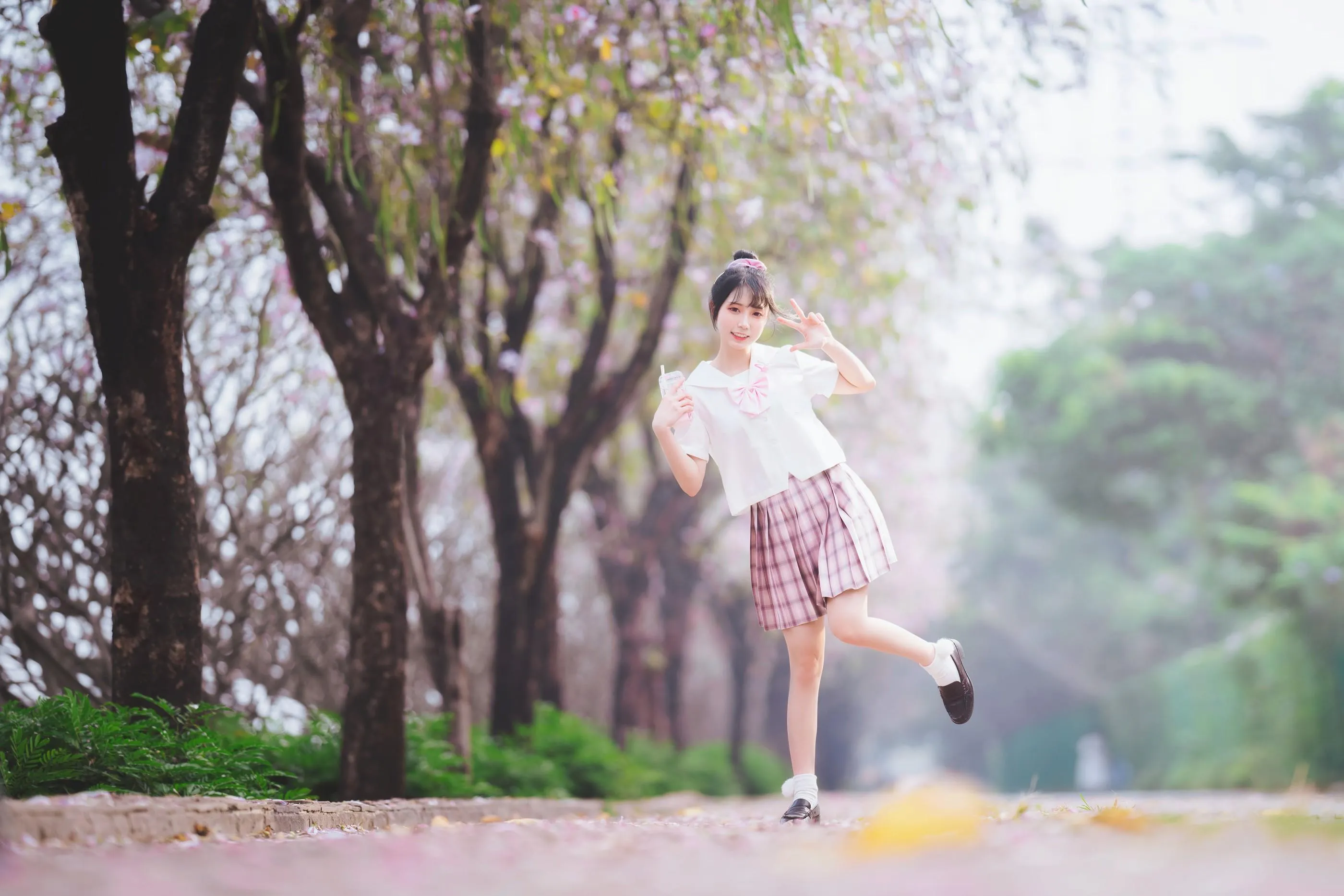 [艺图语] 2022.06.21 花与少女 思涼poi [35P]插图7